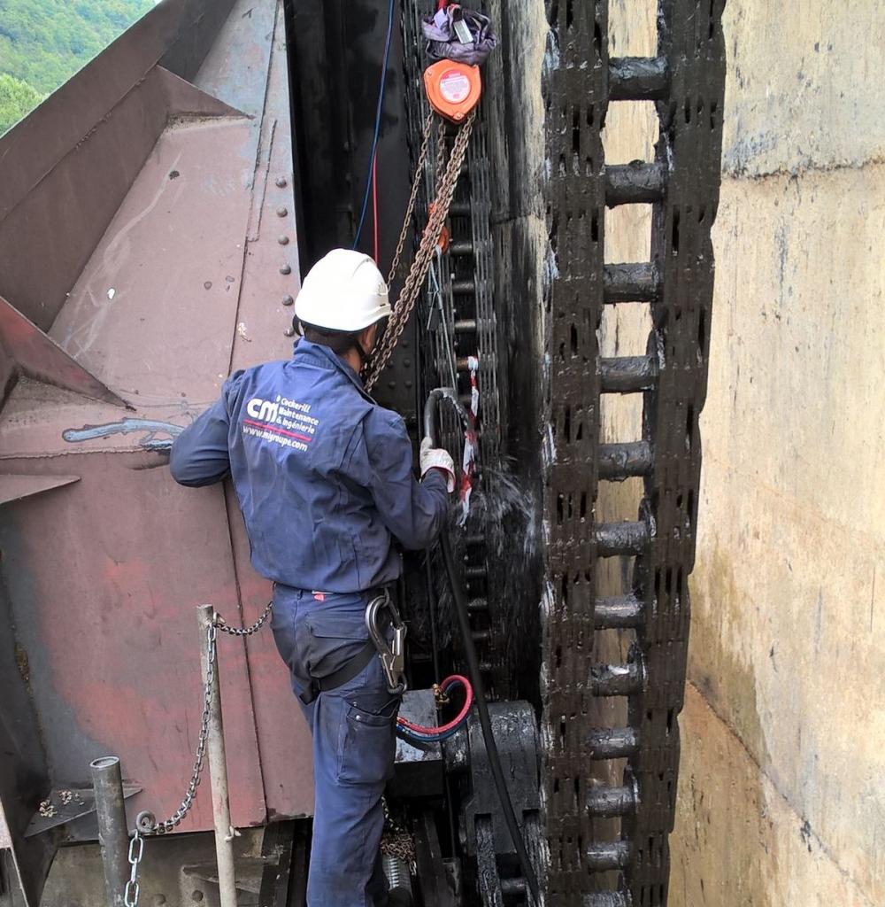 John Cockerill support